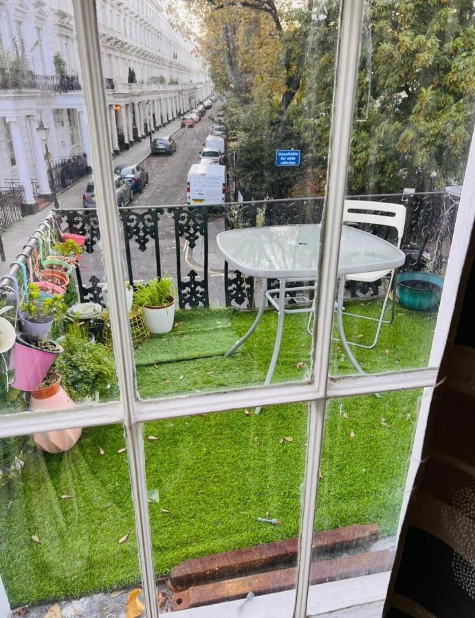 런던 F10- Mezzanine 1St Floor Flat Fits 3 Near Paddington 아파트 외부 사진